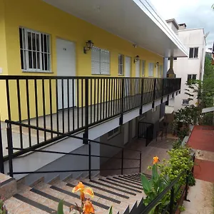 Apartamento Casa Amarela